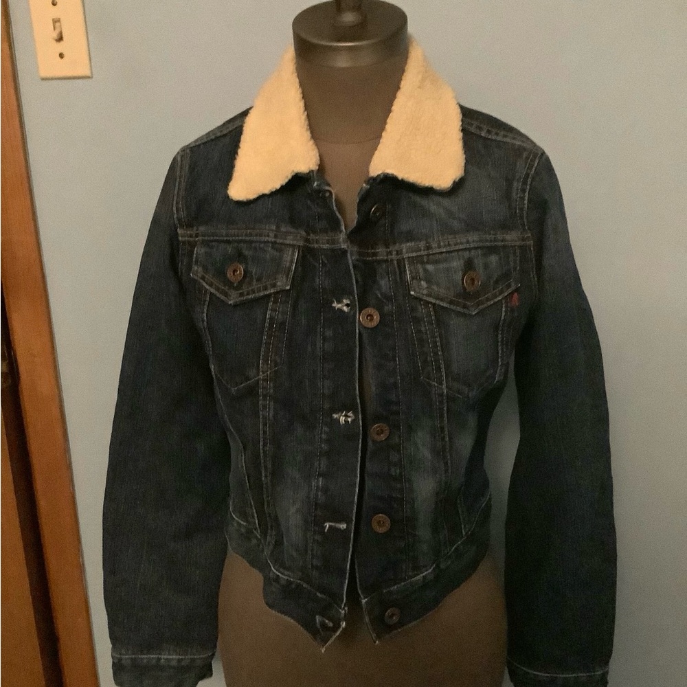 Lucky brand lined jean jean jacket.